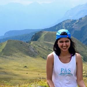 Meet your Posher, Pooja